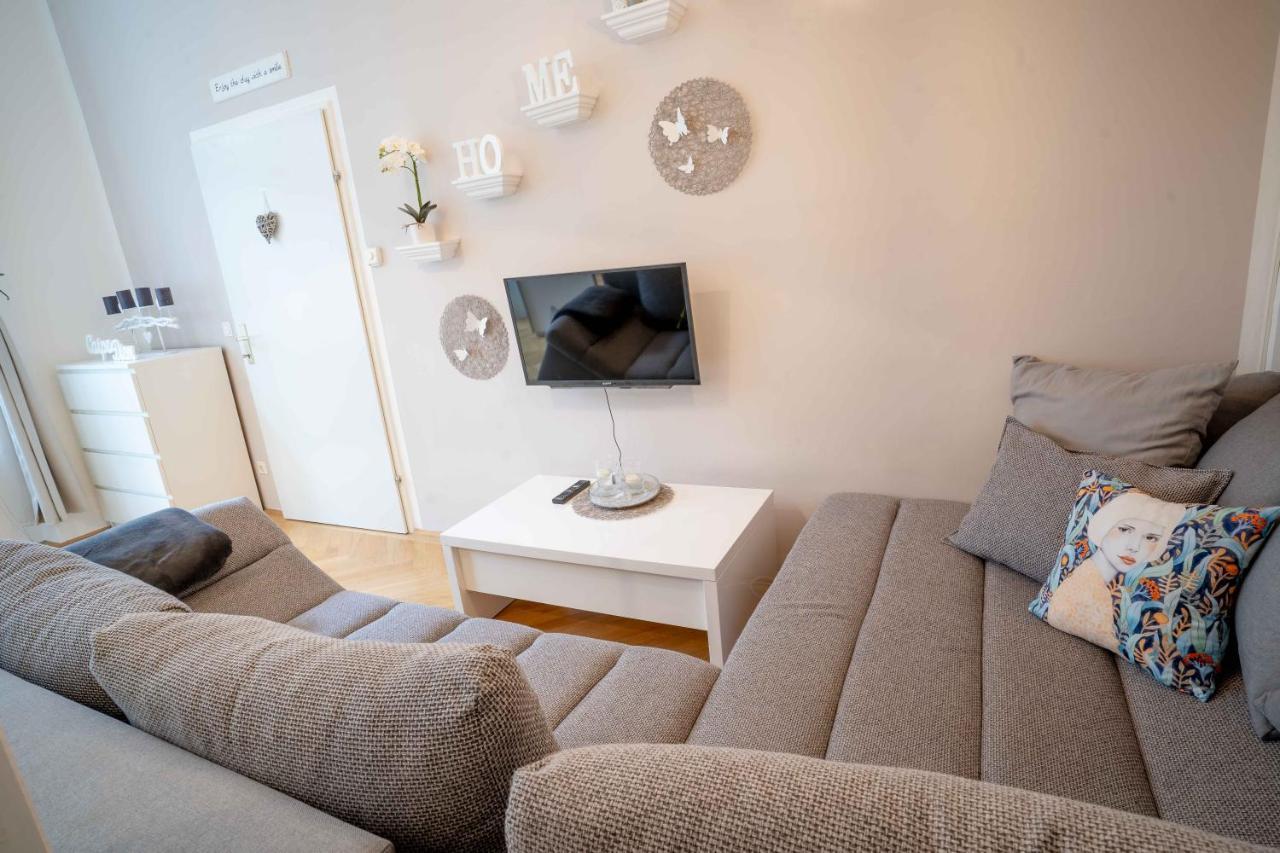 Cozy Modern Nest In The Heart Of Vienna With Netflix Apartment Bagian luar foto