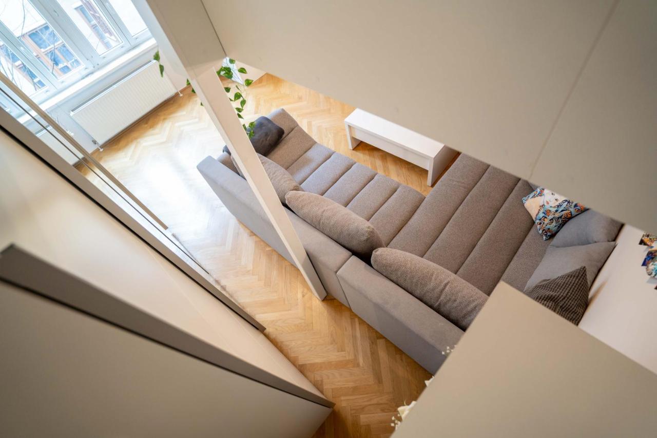 Cozy Modern Nest In The Heart Of Vienna With Netflix Apartment Bagian luar foto